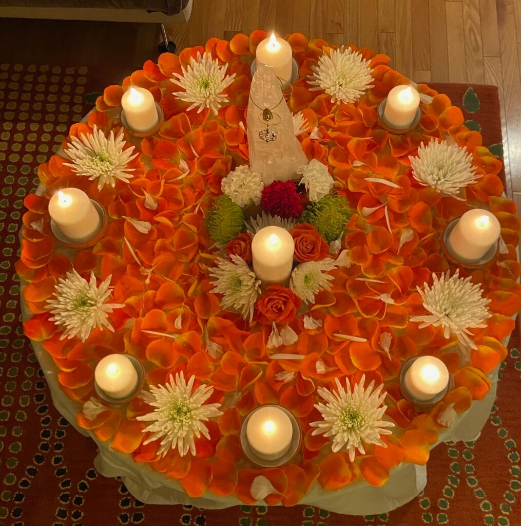 We have years of experience on mandala ceremonies for any occasion. 